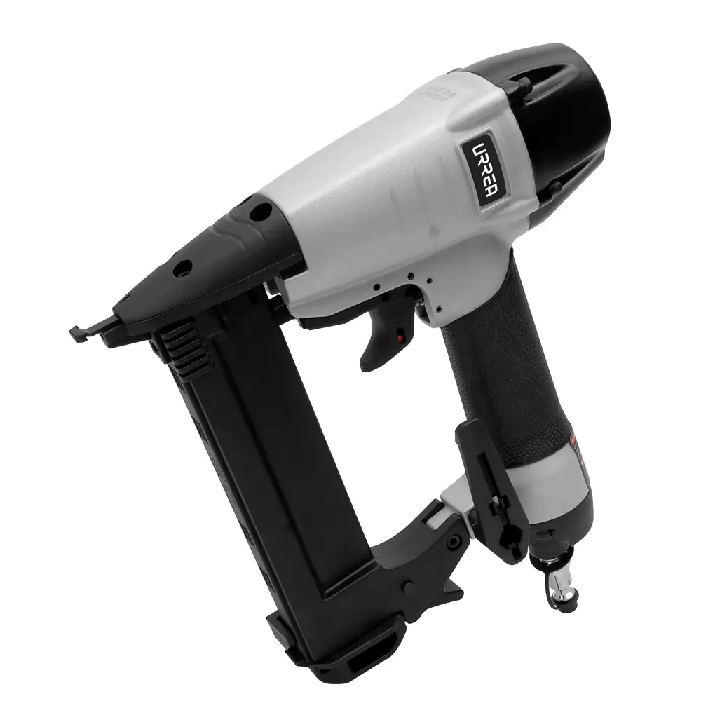 Engrapadora neumática calibre 18, corona 1/2", capacidad 1/2"-1-9/16", 100 grapas